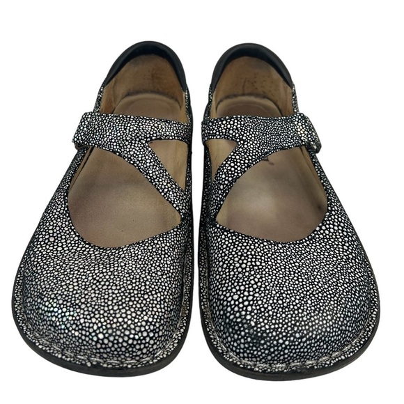 Alegria Women’s Dayna Spring Dottie Mary Jane Shoes - Picture 10 of 16